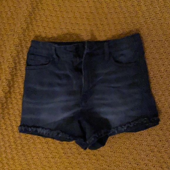 New and never worn. Short, back jean shorts with a folded raw hem. - Picture 1 of 2